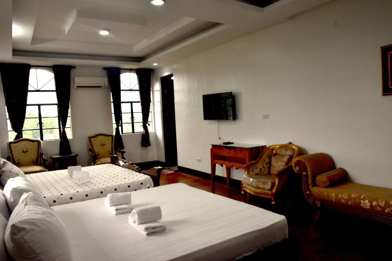 Isla De Oro Hotel Mamburao Eksteriør billede