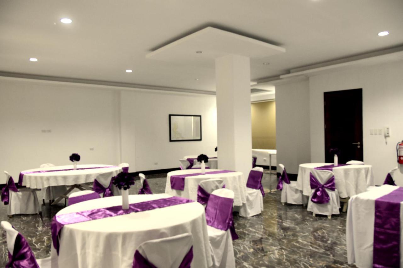 Isla De Oro Hotel Mamburao Eksteriør billede