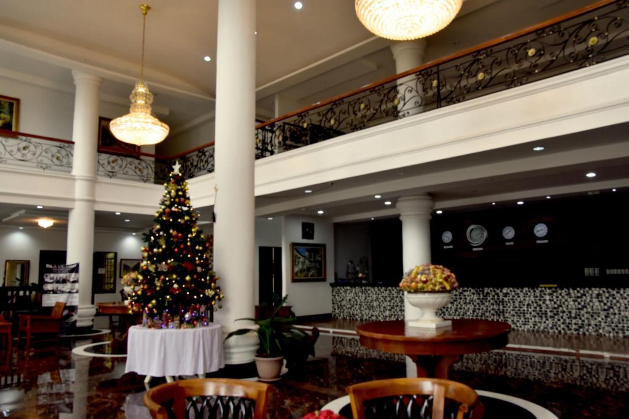 Isla De Oro Hotel Mamburao Eksteriør billede