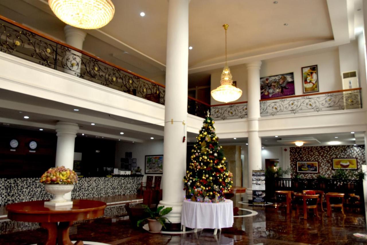 Isla De Oro Hotel Mamburao Eksteriør billede