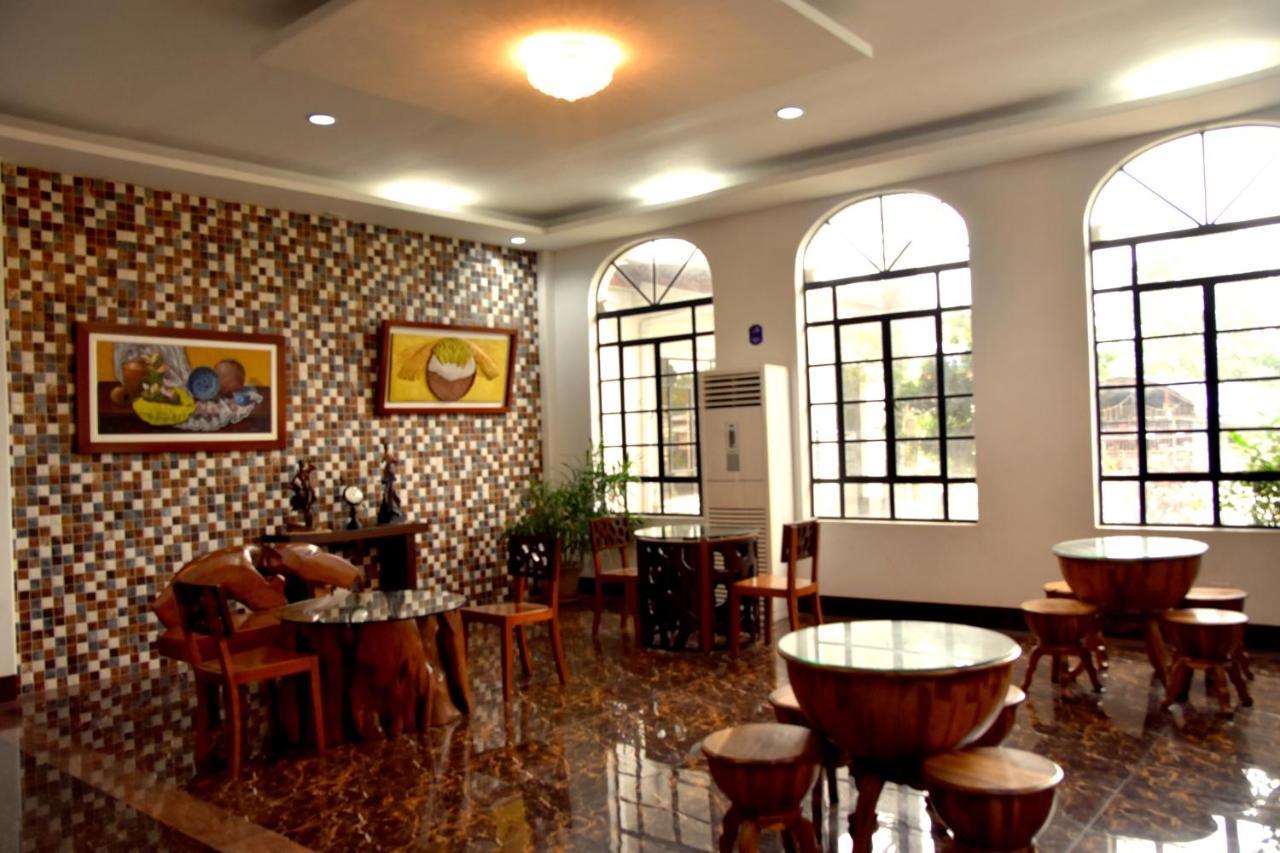 Isla De Oro Hotel Mamburao Eksteriør billede