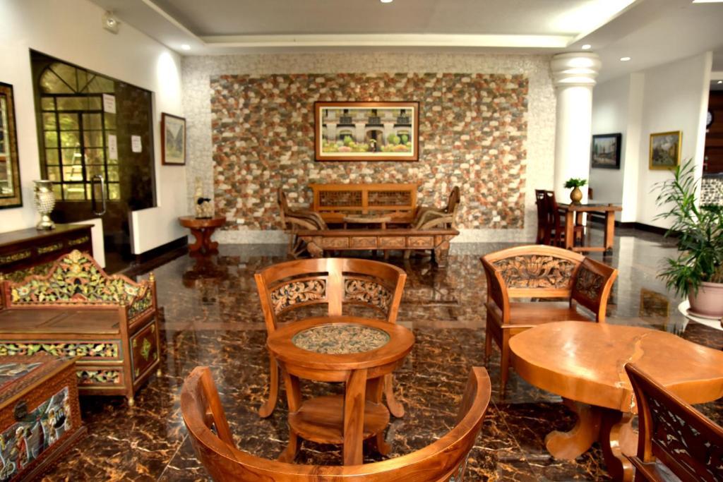 Isla De Oro Hotel Mamburao Eksteriør billede